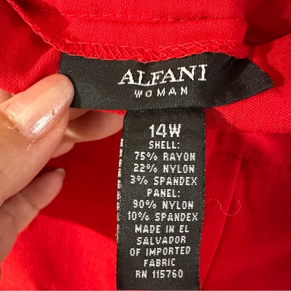 Women’s Alfani Red Cropped Crapi Pants - Picture 10 of 16